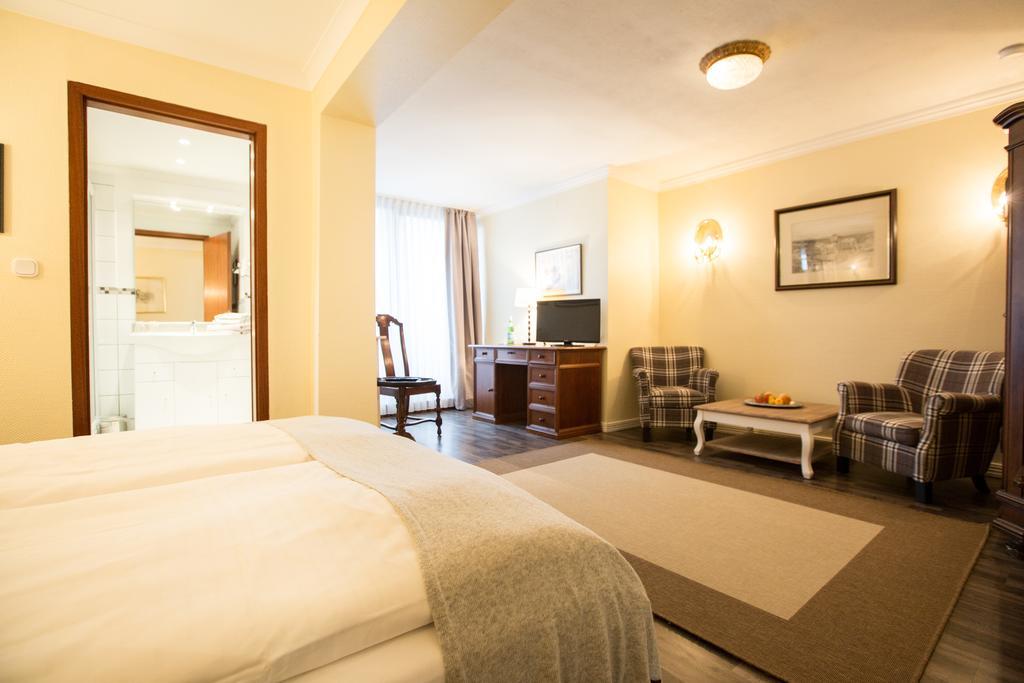 Schoekel'S Hotel Und Restaurant Elze Eksteriør billede
