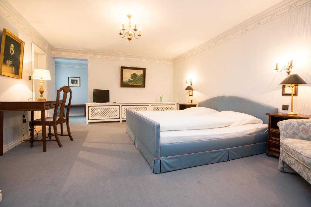 Schoekel'S Hotel Und Restaurant Elze Eksteriør billede